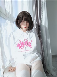 白银81 NO.095 2022年4月fantia 【20220424】妹妹和猫